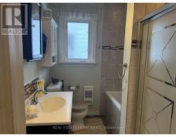 Main Floor - 1407 Kenmuir Avenue, Mississauga, ON L5G4B3 Photo 9
