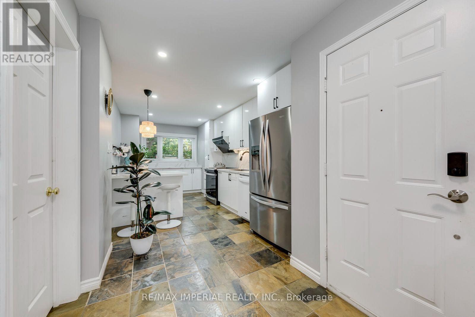 1107 GABLE DRIVE - 11