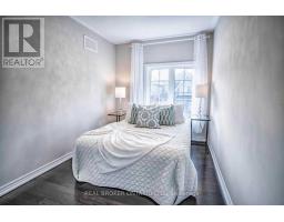 1424 Granrock Crescent, Mississauga, ON L5V0E1 Photo 10