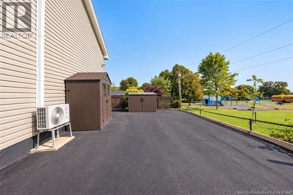 134 Harbourview Drive - Image 39