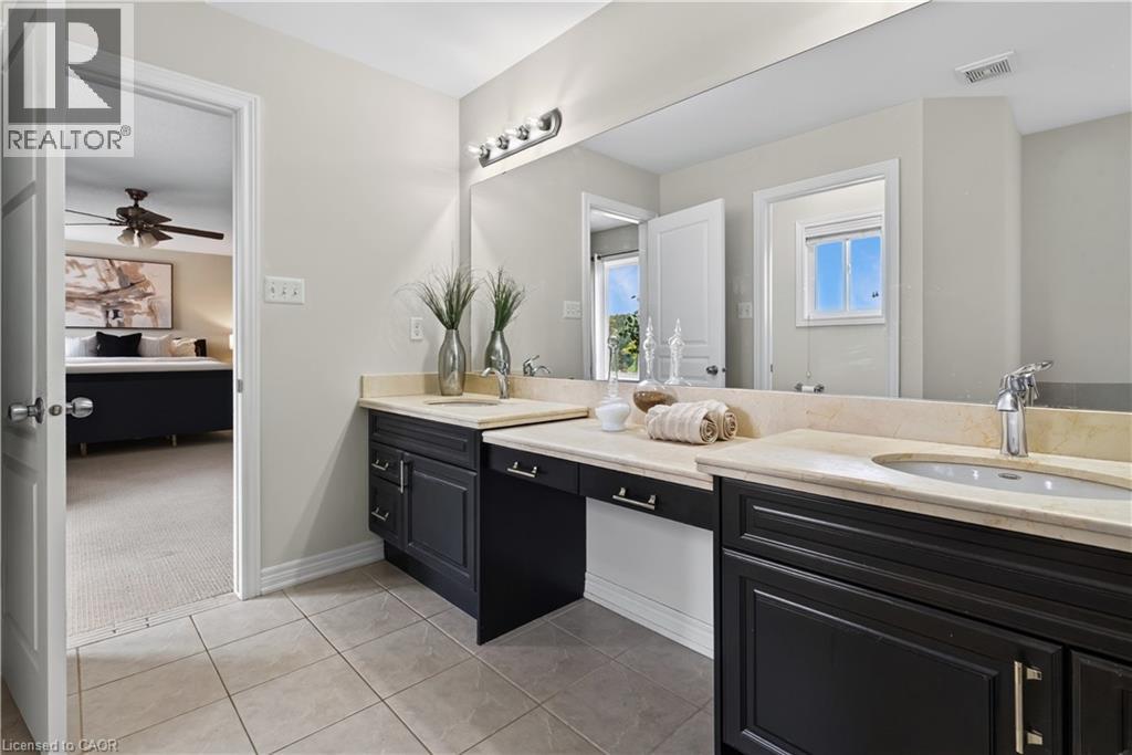 77 NEWCOMBE Road - 34