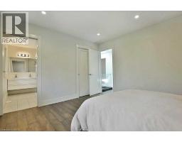 4pc Bathroom - 239 Guelph Line, Burlington, ON L7R3K8 Photo 14