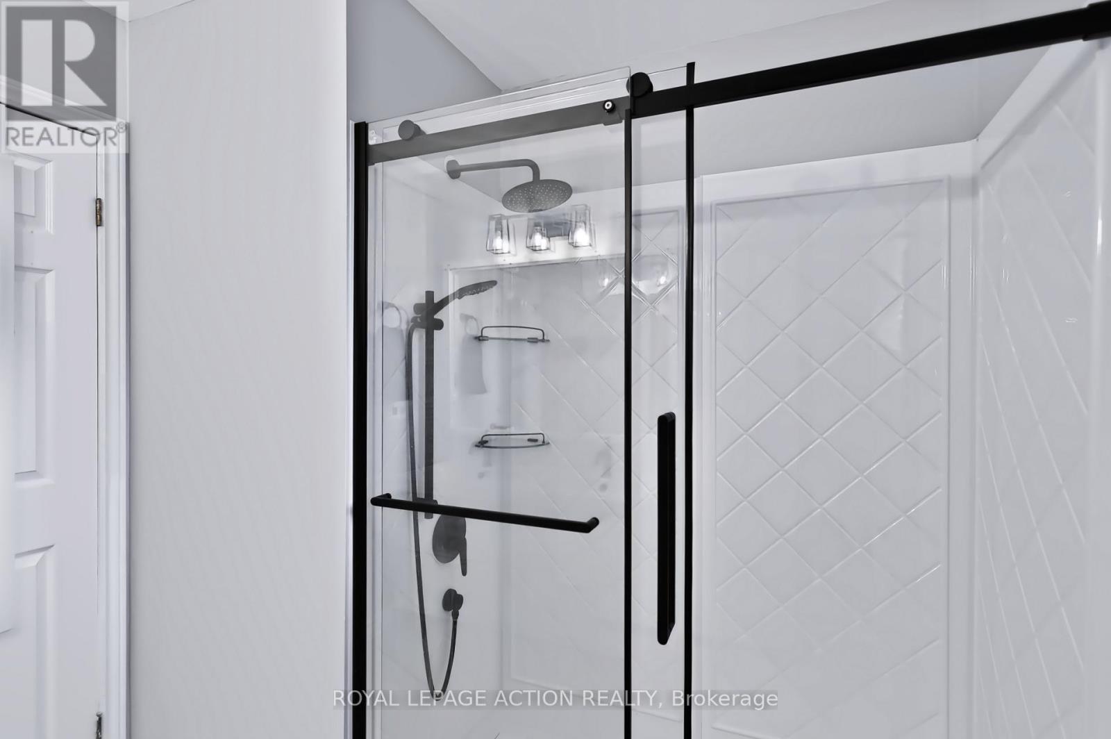 48 HOLKHAM AVENUE - Image 28