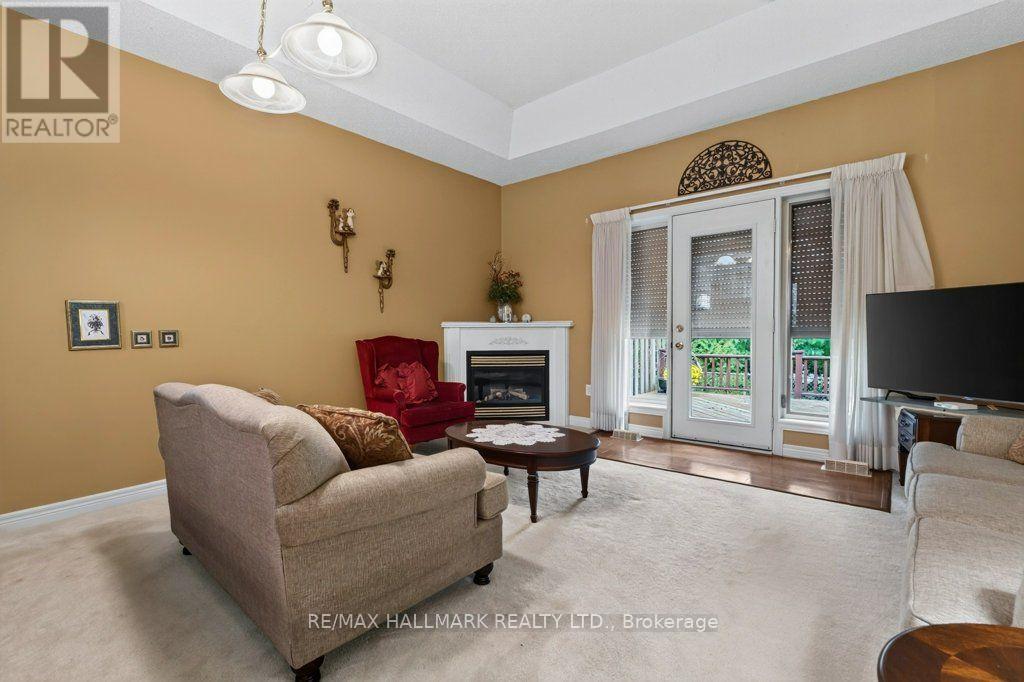 #17 99 LINWELL ROAD - 11