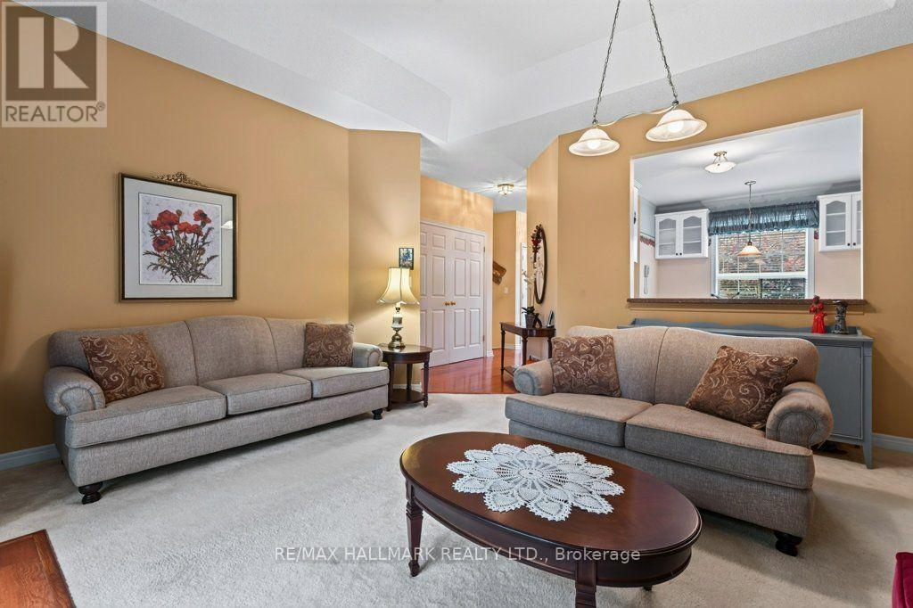 #17 99 LINWELL ROAD - 13