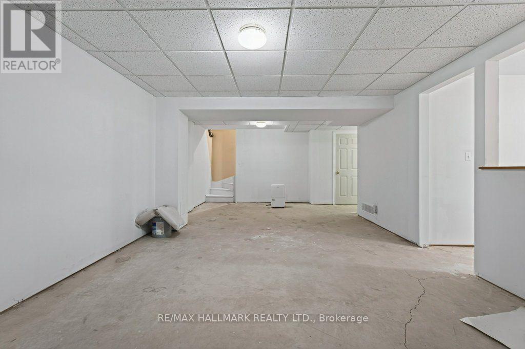 #17 99 LINWELL ROAD - 20