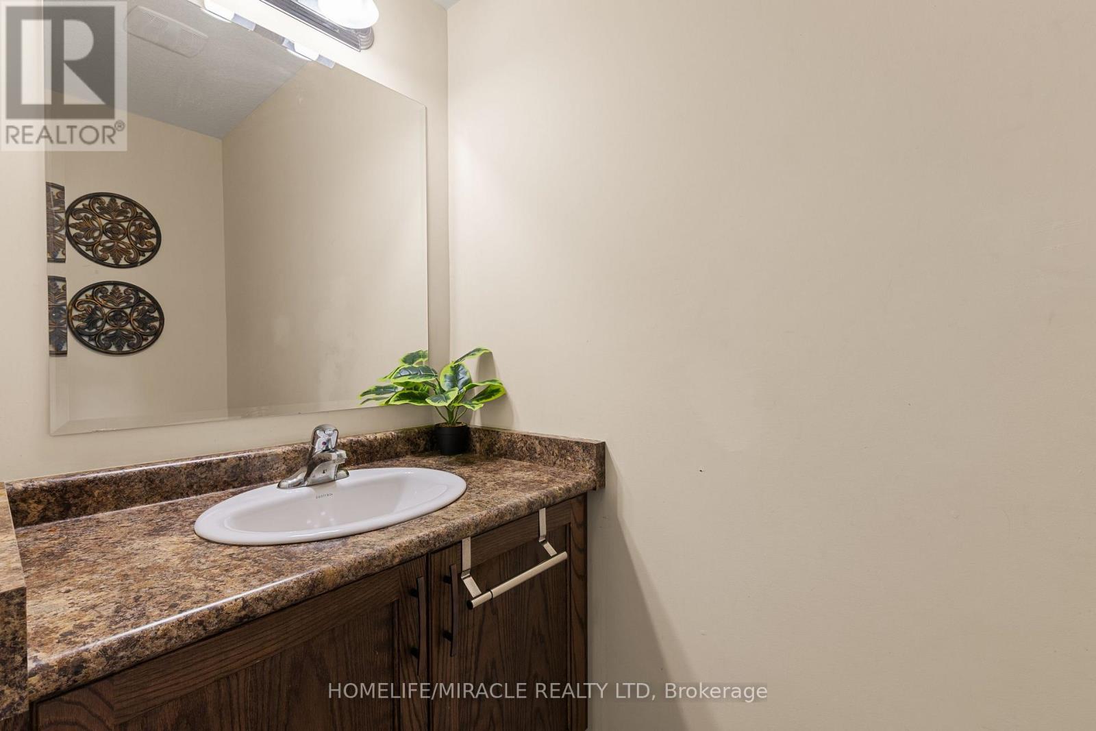 75 SPARROW AVENUE - 14