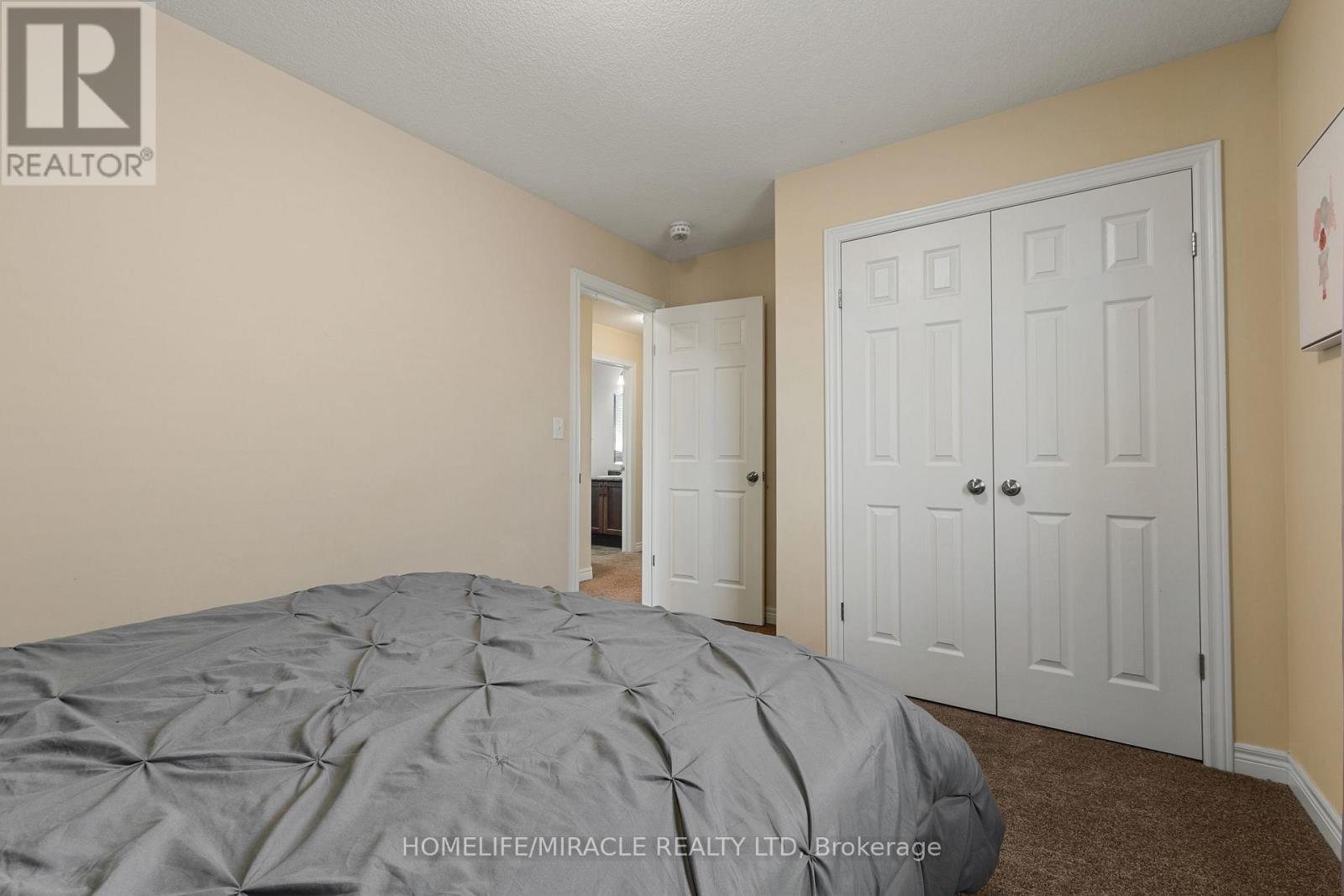 75 SPARROW AVENUE - 22