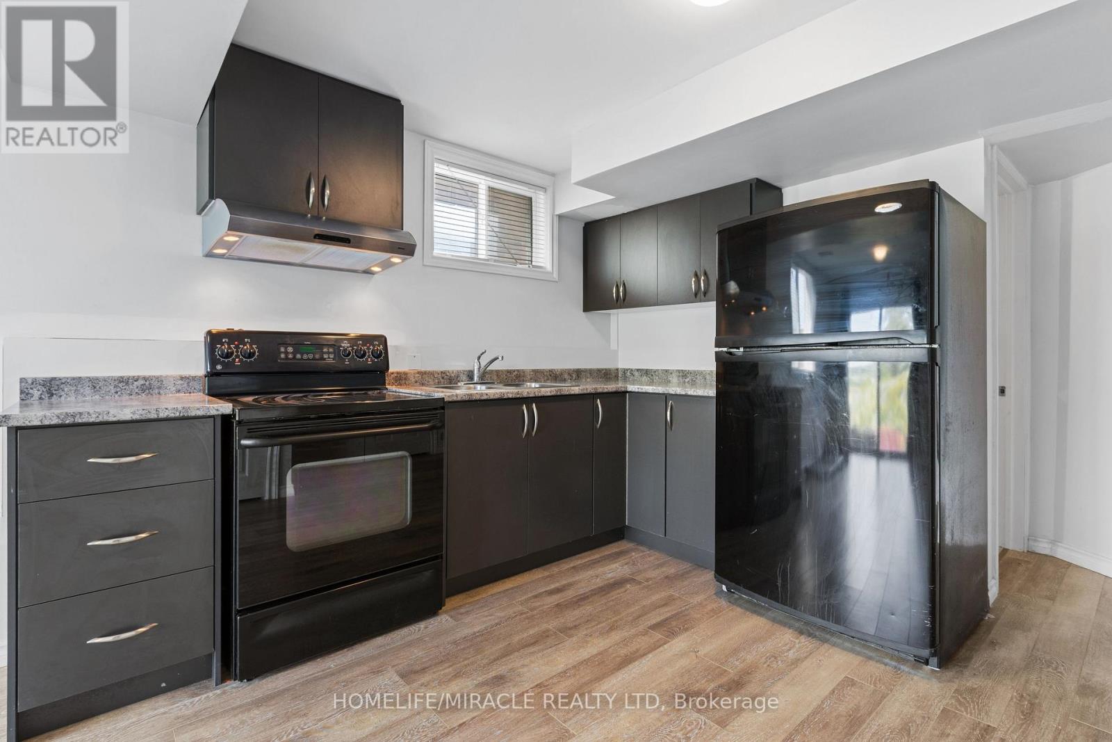 75 SPARROW Avenue, Cambridge, ON photo 36