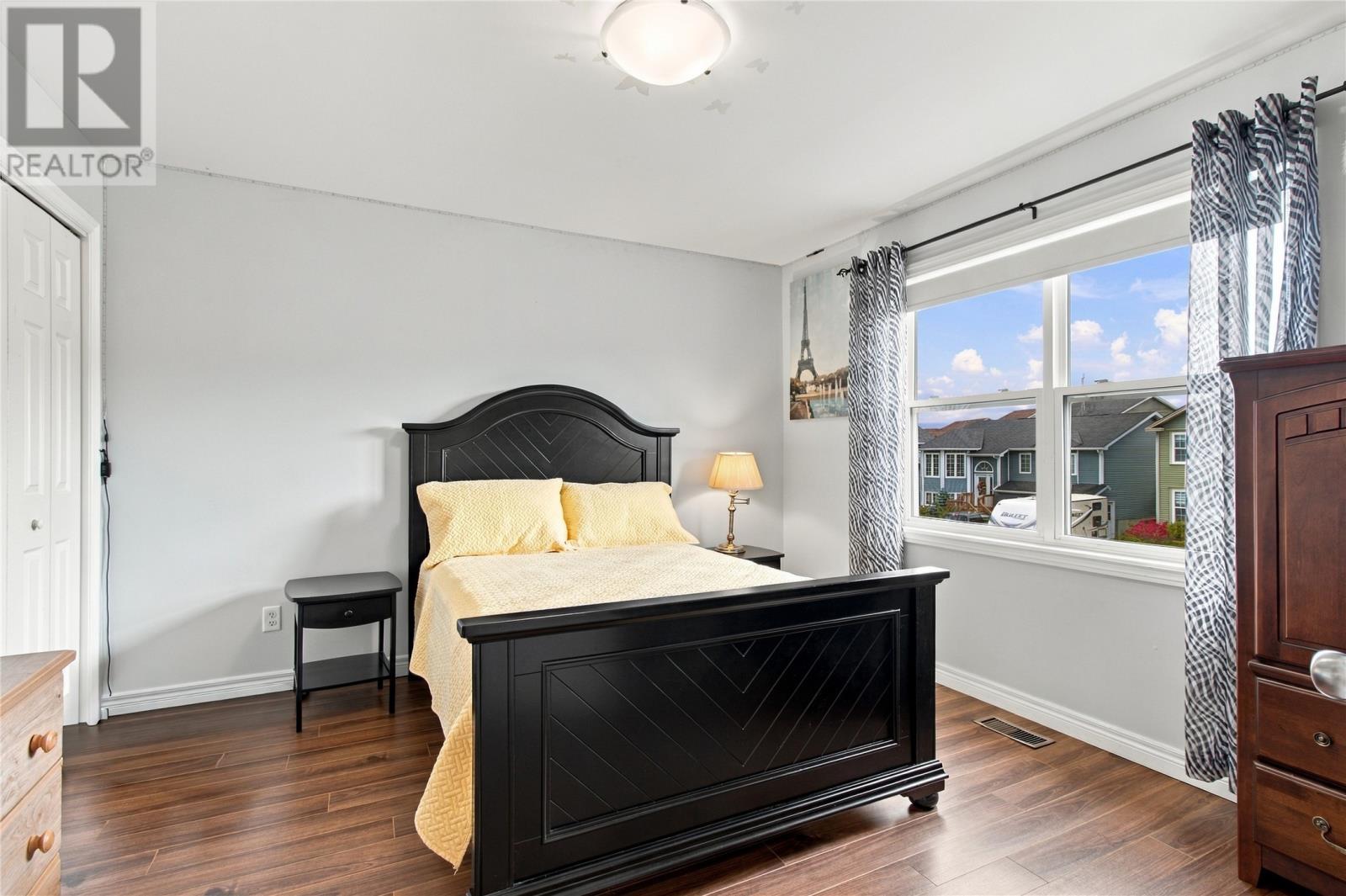 23 Hollyberry Drive - 32