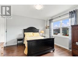 23 Hollyberry Drive thumbnail 32