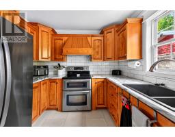 54 Halley Drive thumbnail 11