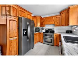 54 Halley Drive thumbnail 12