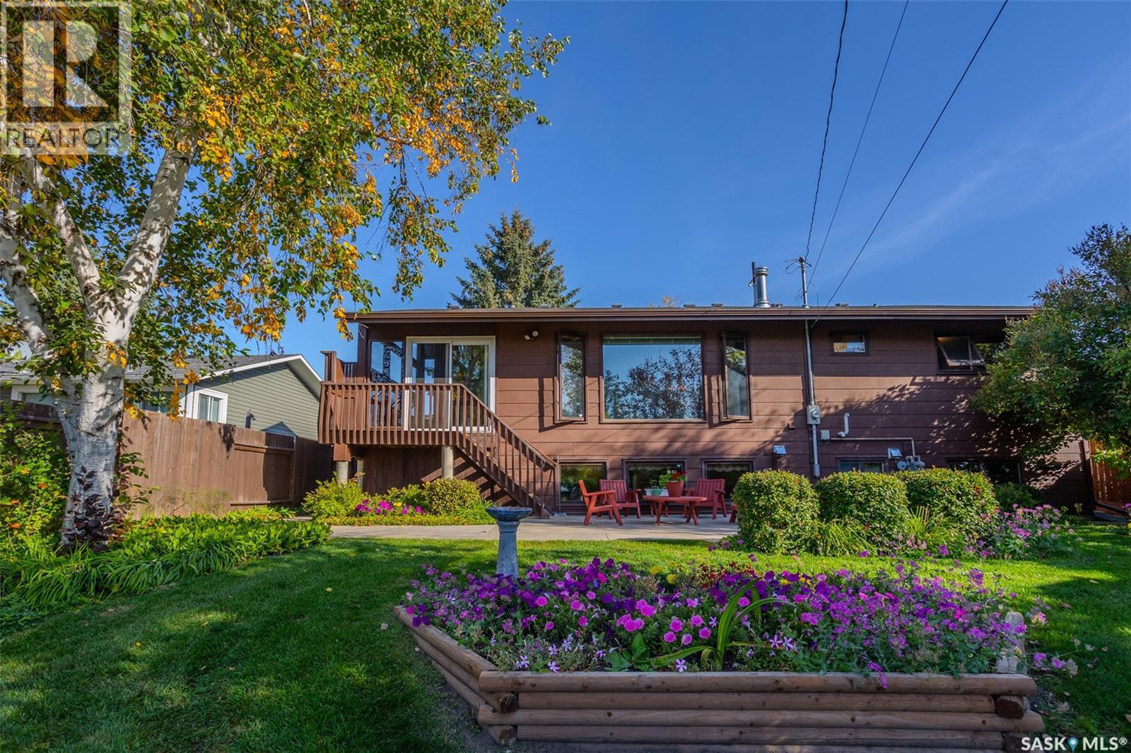 619 Clover AVENUE - 47