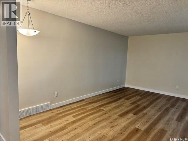 147 Woodward AVENUE - 13