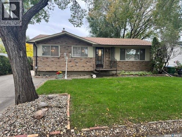 147 Woodward AVENUE - 54