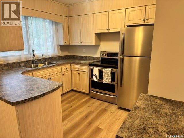 147 Woodward AVENUE - 7