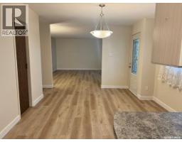Kitchen - 147 Woodward Avenue, Regina, SK S4R3H5 Photo 12
