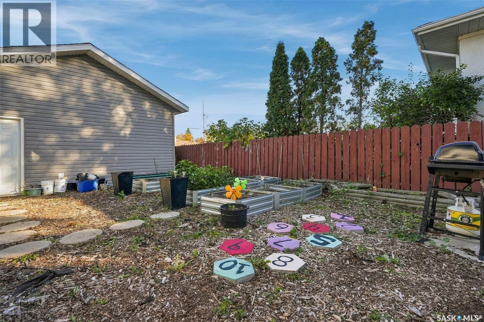 2451 FRANCIS STREET - Image 38