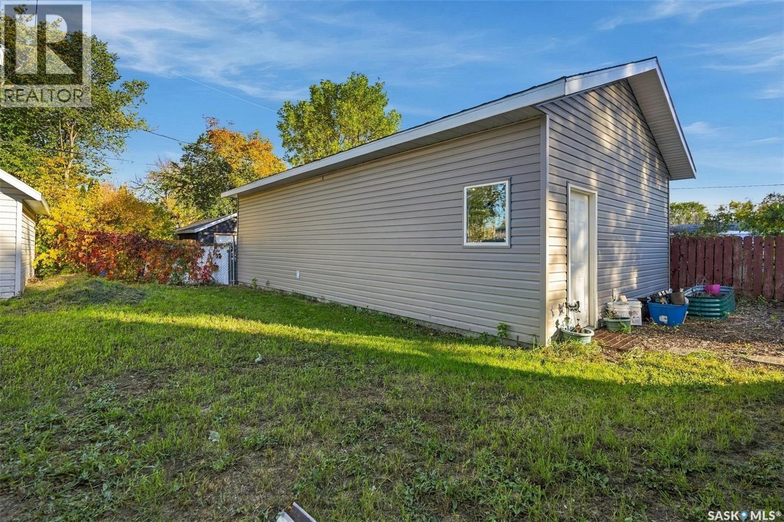 2451 FRANCIS STREET - Image 42