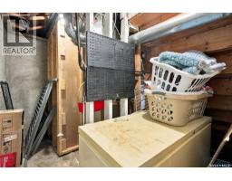 2451 Francis Street, Regina, SK S4N2R1 Photo 35