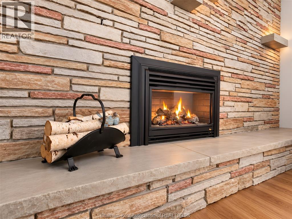 12 Crerar DRIVE - 14