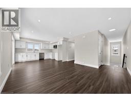 Living room - 3202 Vivian Line Unit# 49, Stratford, ON N5A0K6 Photo 6