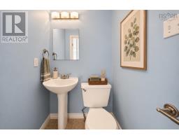 240 James Street, Timberlea, NS B3T2C7 Photo 20