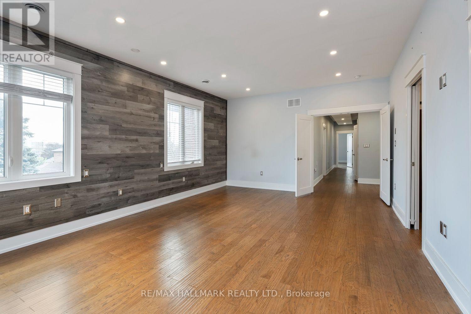 10 SUNRAY CRESCENT - 26