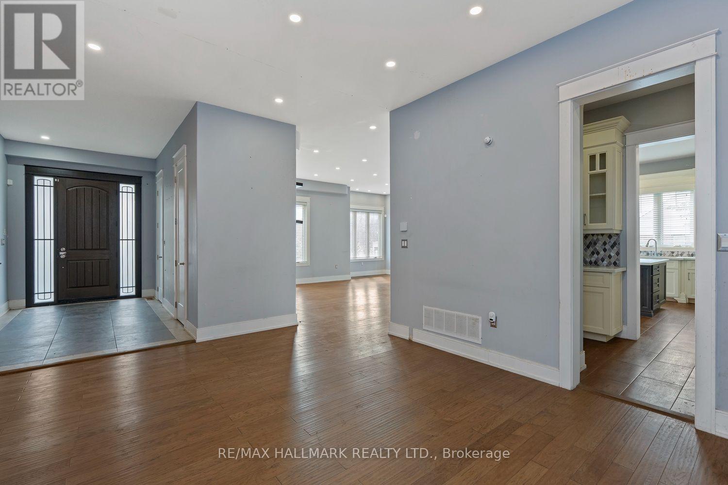 10 SUNRAY CRESCENT - Image 22