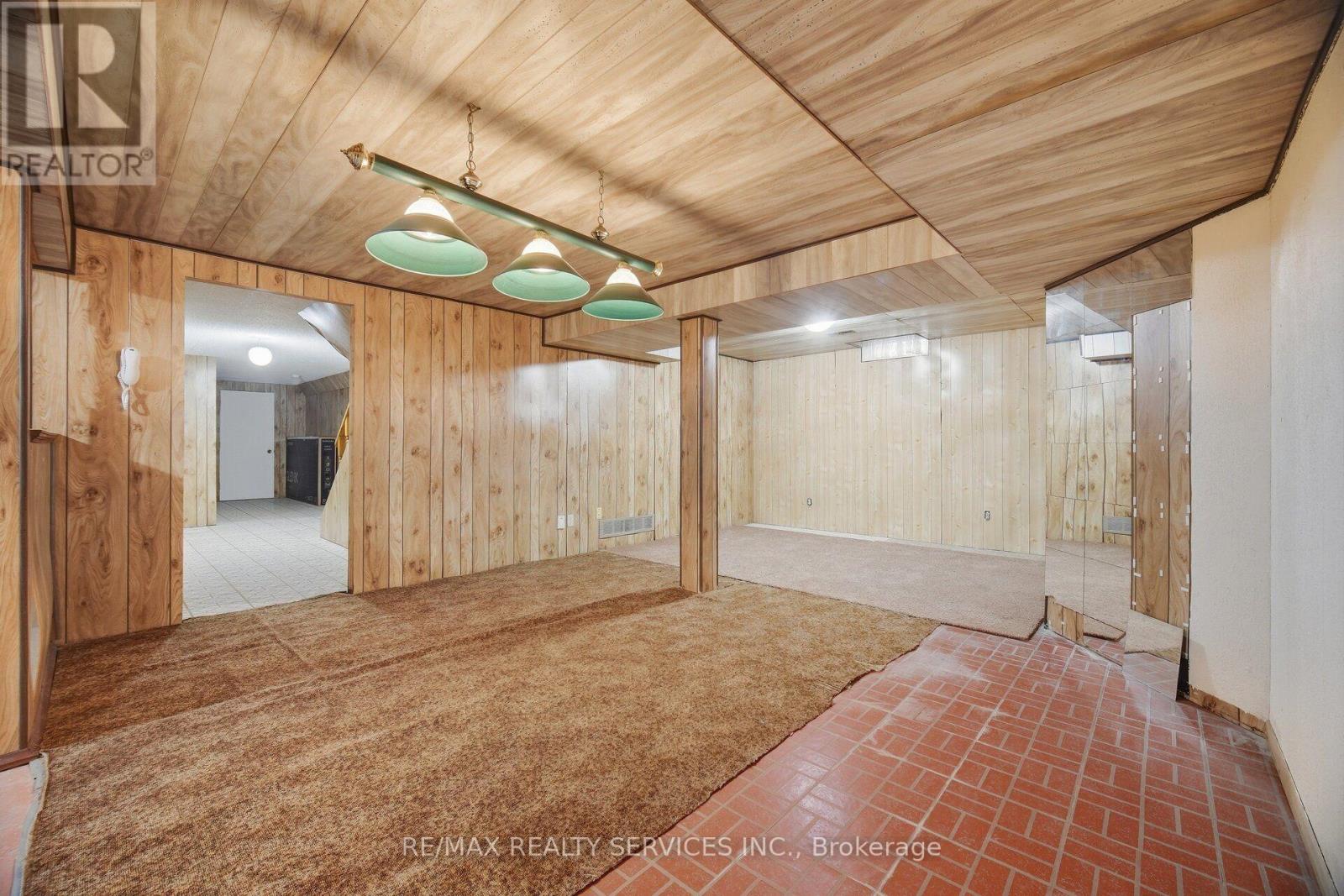 28 CORKETT DRIVE - 38