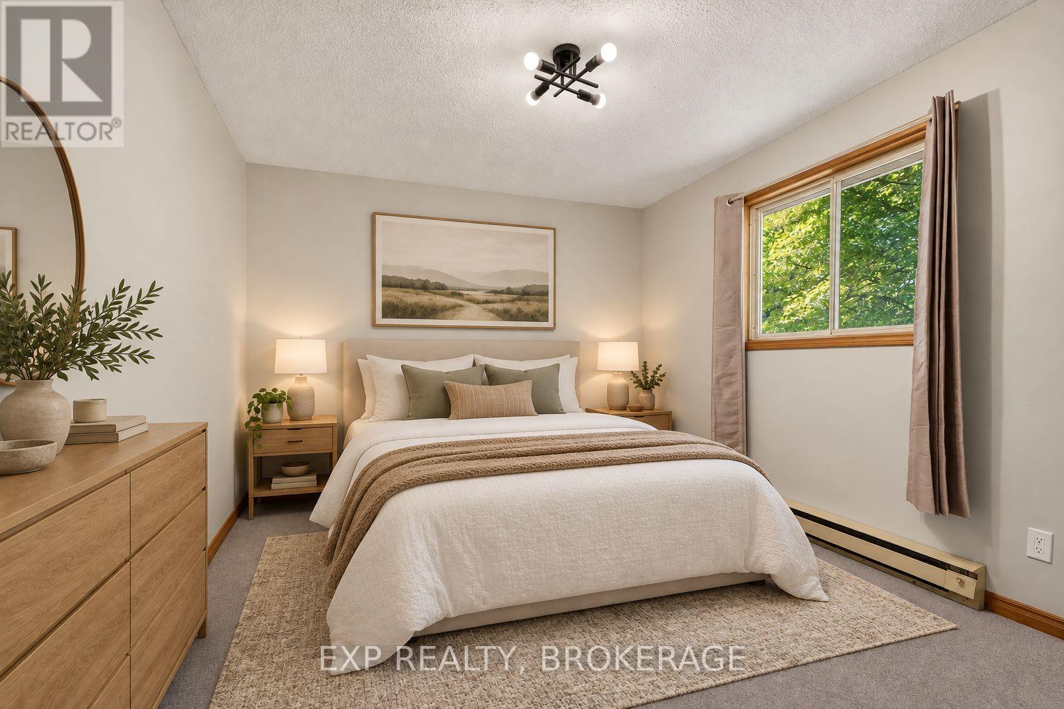 1054 YORK ROAD - Image 23