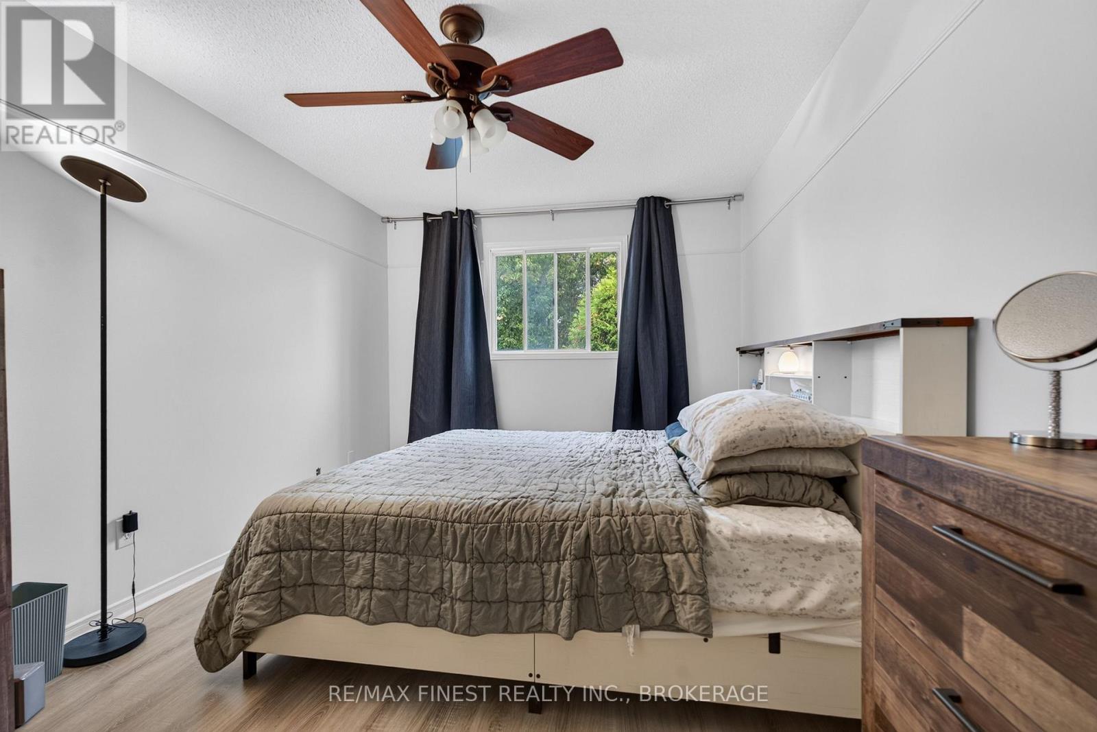 984 WATERBURY CRESCENT - Image 14