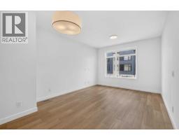 8554 19 Avenue SE - photo 28