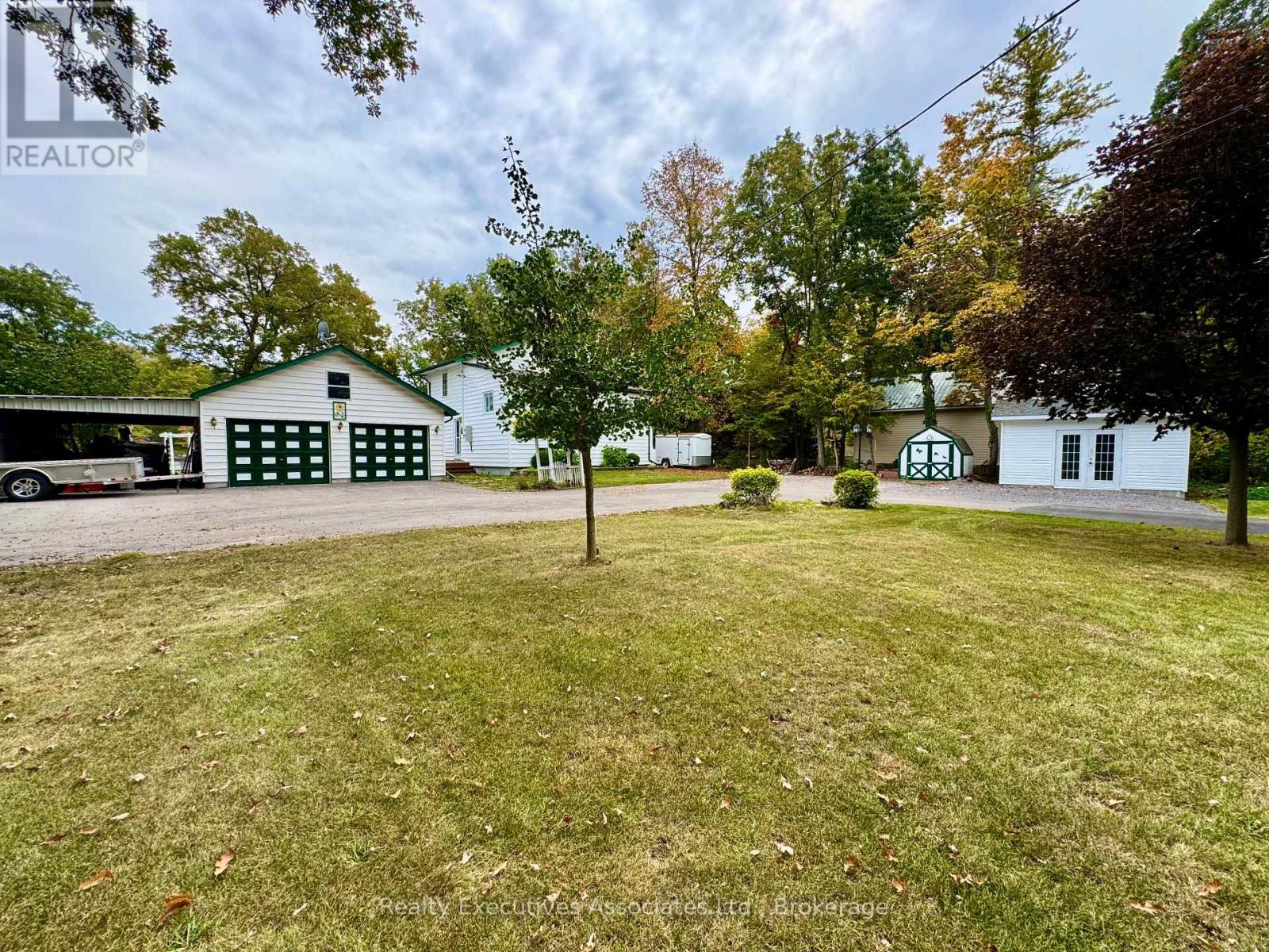 345 HILLSIDE DRIVE - 4