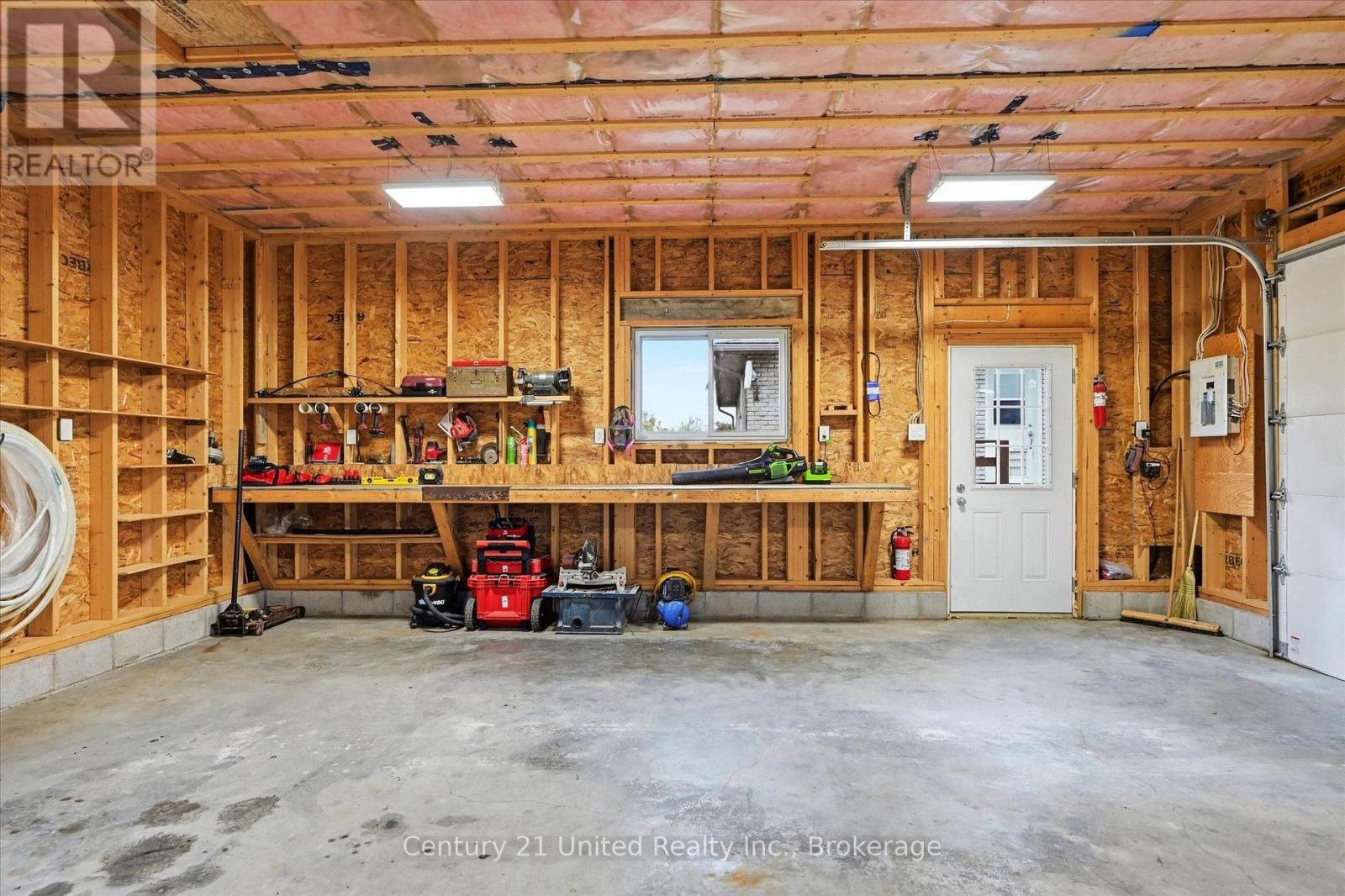 991 Douro Third Line, Douro-Dummer, ON photo 33