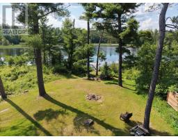 Living room - 982 Stones Lake Road, Greater Madawaska, ON K0J1H0 Photo 6
