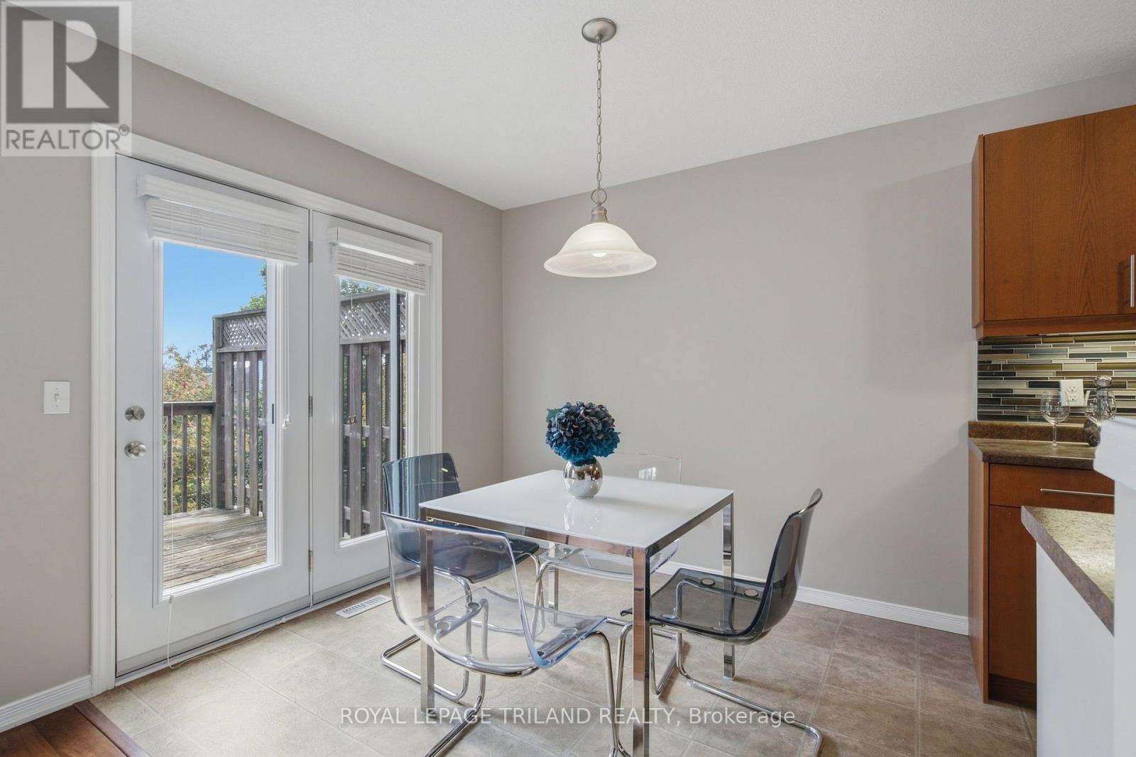 #40 1625 PURSER STREET - 10