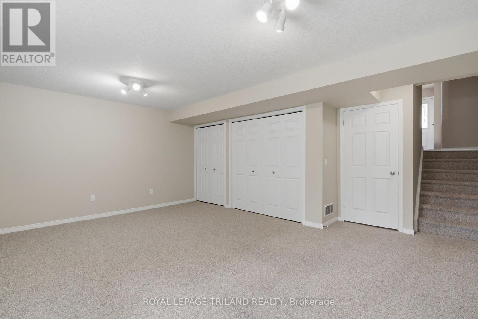 #40 1625 PURSER STREET - 30