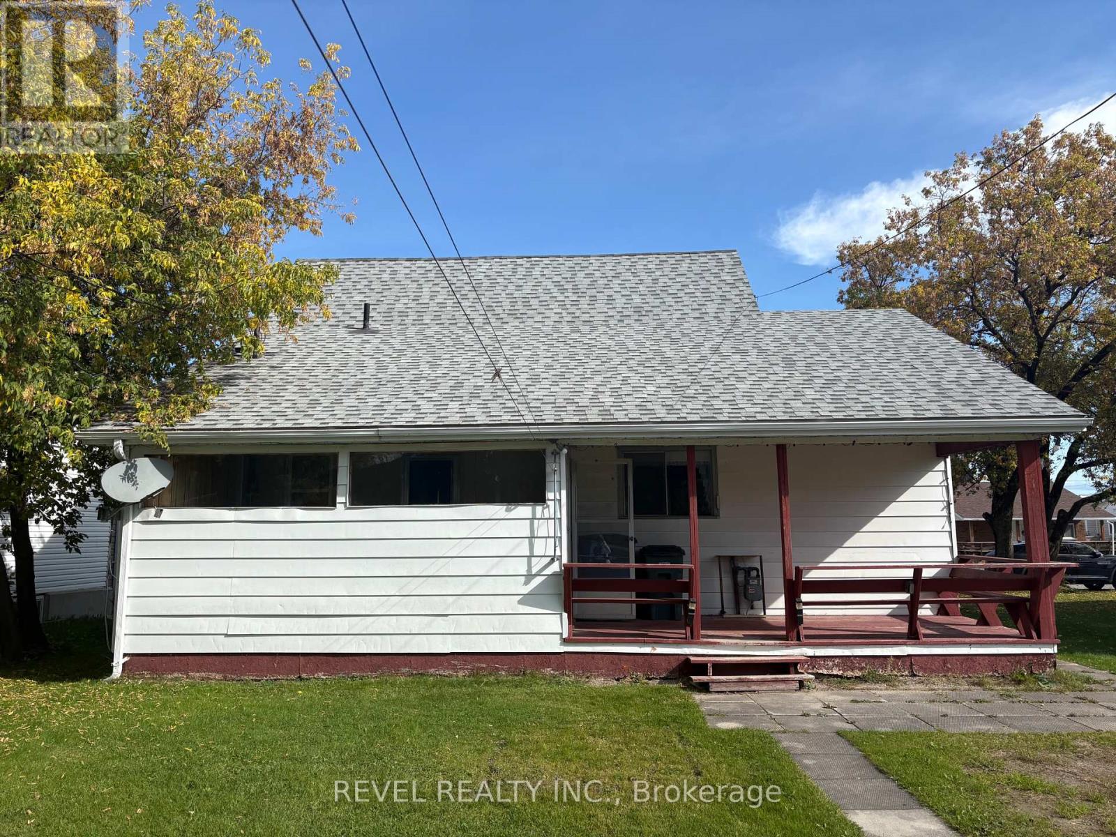 107 FIFTEENTH AVENUE - 2