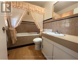 107 Fifteenth Avenue, Cochrane, ON P0L1C0 Photo 14