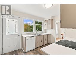 6 Cherry Hill Road thumbnail 10