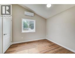 102 Massey Avenue, Kitchener, ON N2C1M5 Photo 35