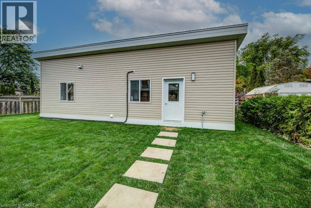 102 MASSEY Avenue - 24