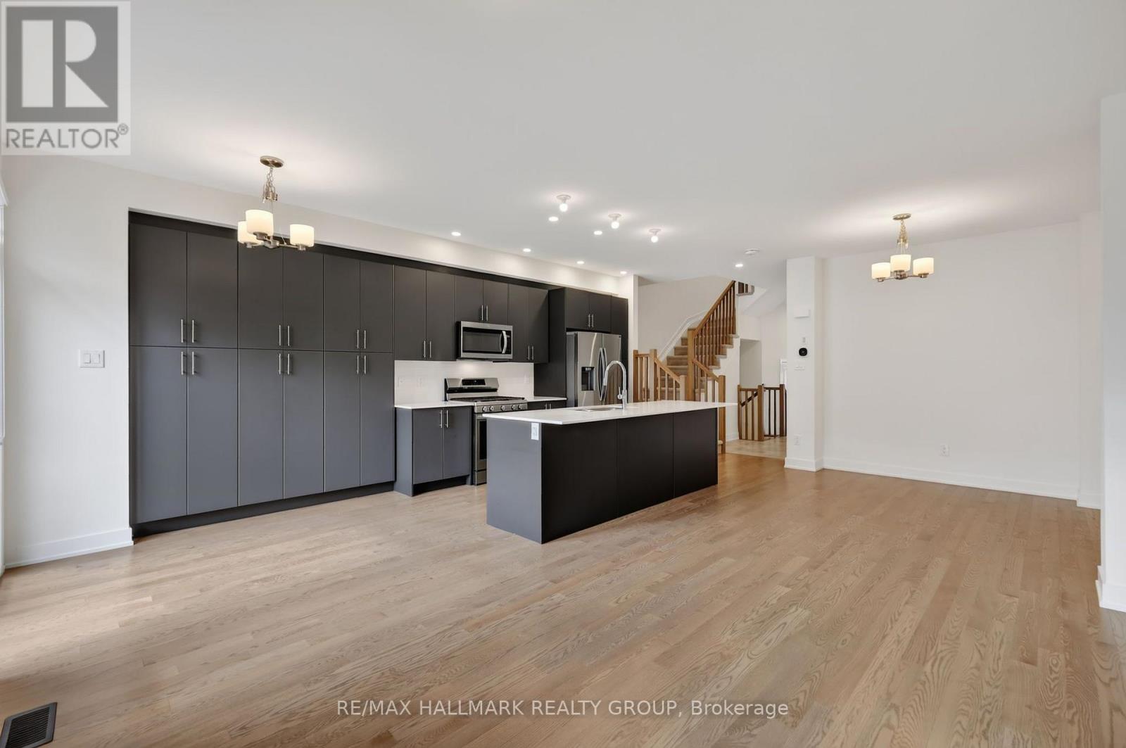 1024 MONTELENA ROAD - 14