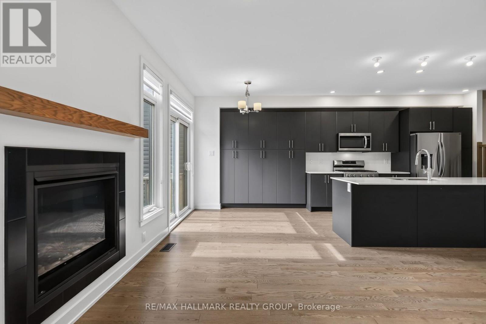 1024 MONTELENA ROAD - 15
