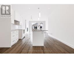 237 Hannam Bud Way, Ottawa, ON K4M0T7 Photo 13