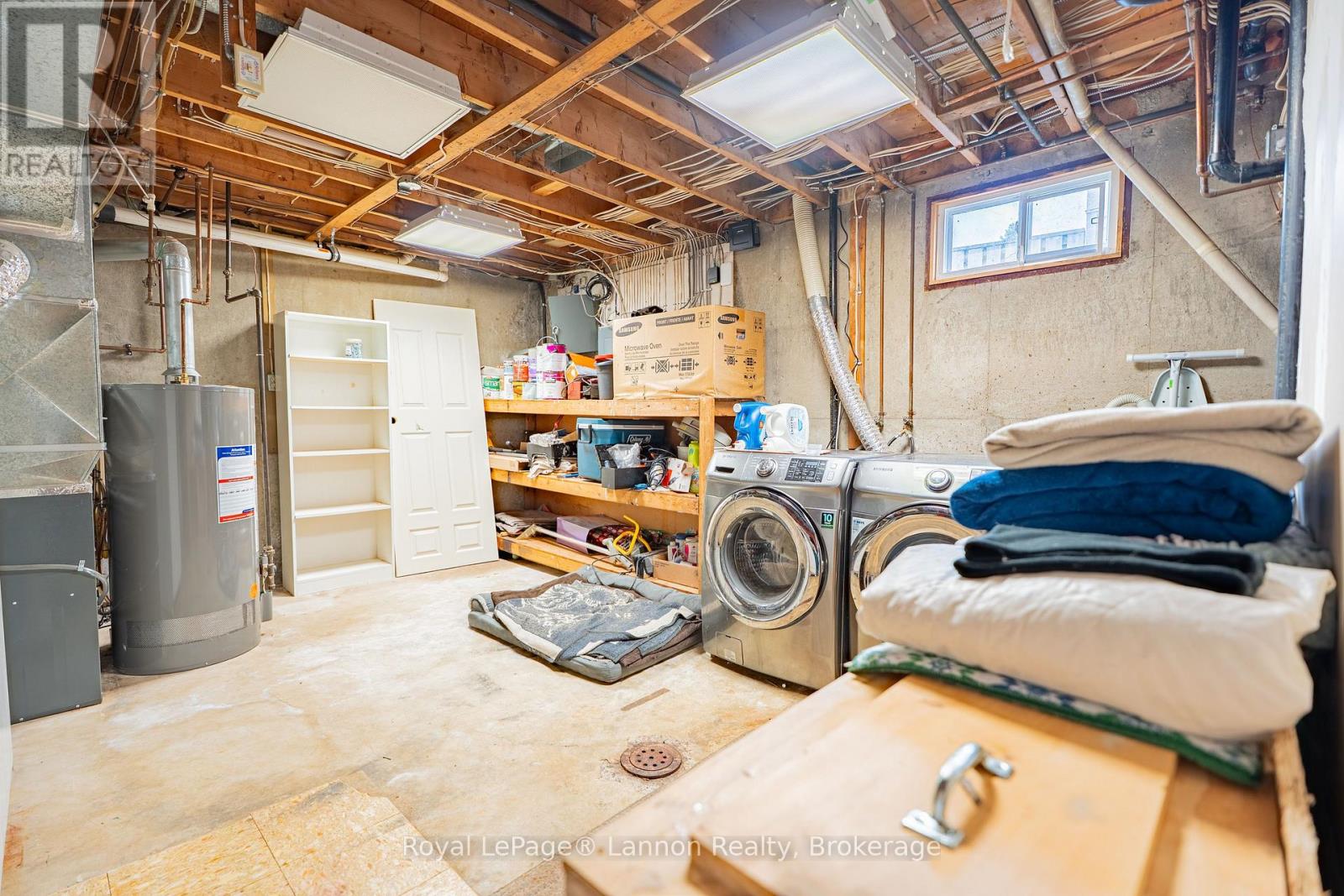 562 SIMON FRASER DRIVE - 31
