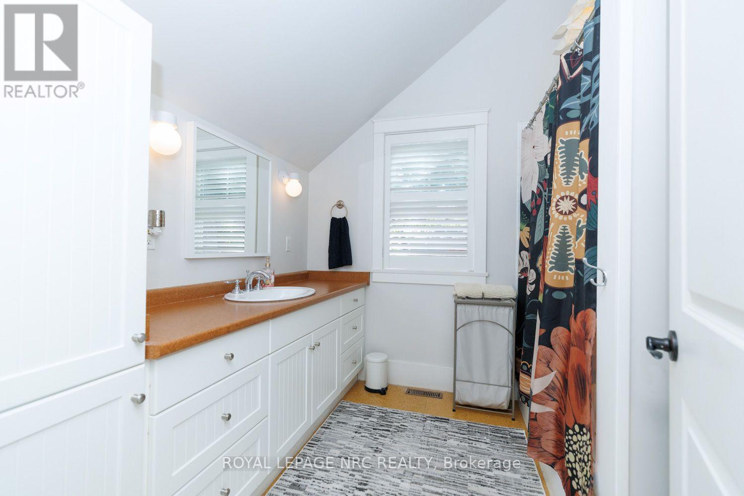 3 LUTHER AVENUE - Image 31