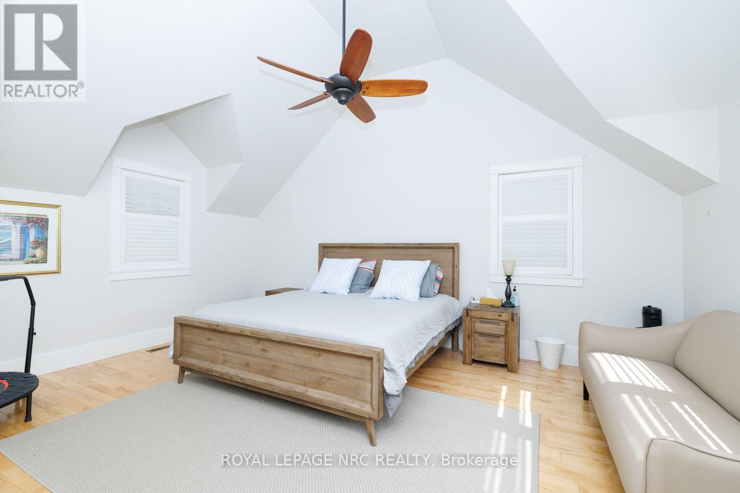3 LUTHER AVENUE - Image 32